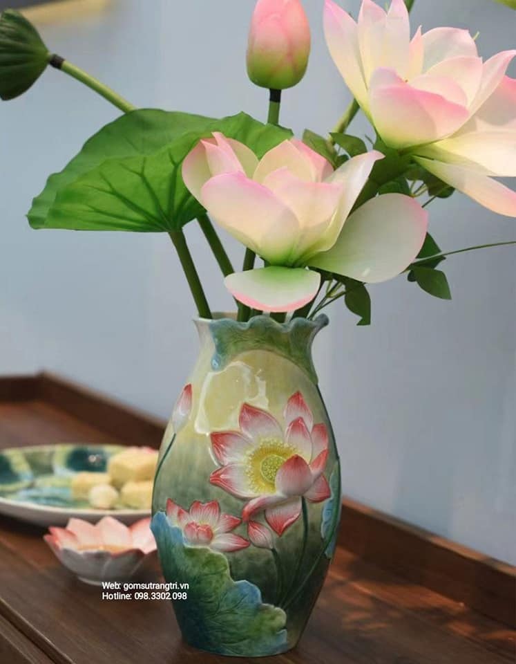 BÌNH THỦ CÔNG ĐẮP NỔI HOA SEN